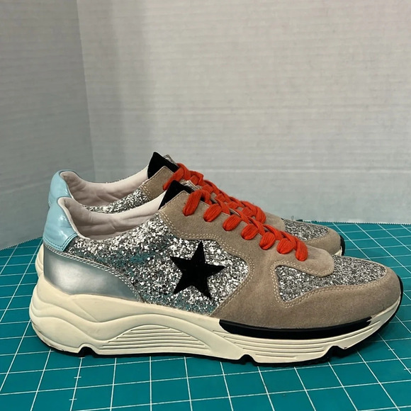 Oasis Society Star Running Shoes - Picture 3 of 11